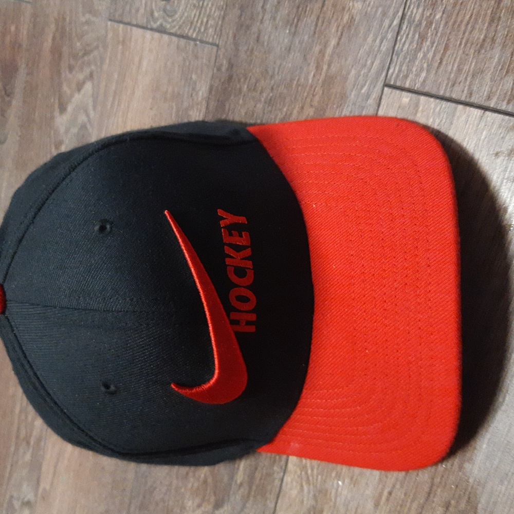 Nike classic 99 hat
